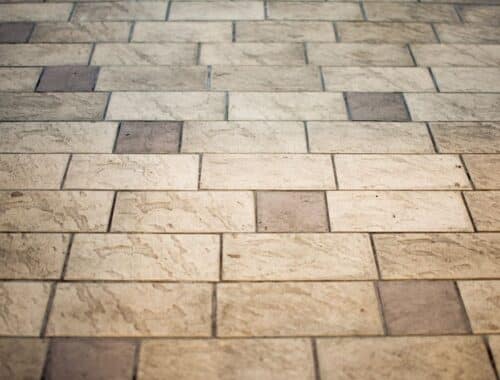 4 TYPES OF OUTDOOR TILES FOR VARIOUS PURPOSES